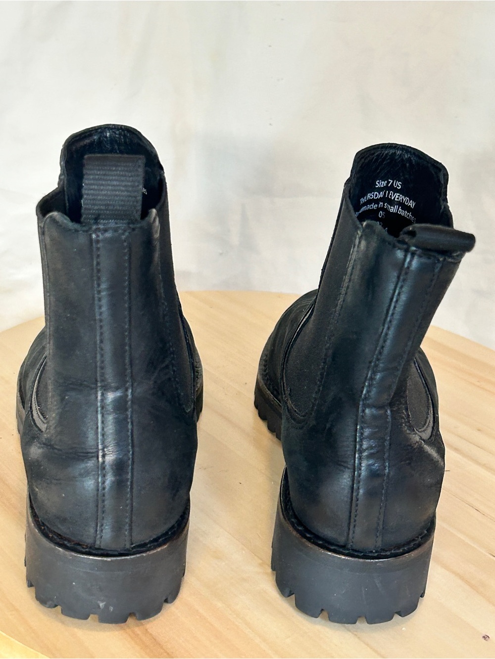 Thursday Everyday Women’s Black Leather Chelsea Ankle Boots Round Toe US 7 - Picture 4 of 7